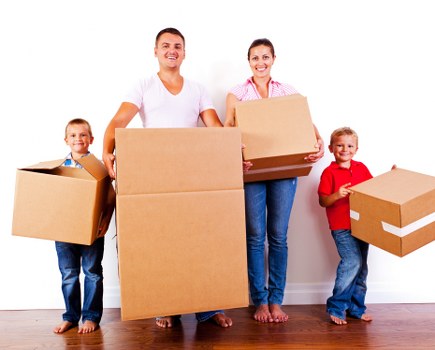 A professional Mayfair man and van service handling a careful home move