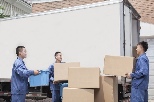 Governing law and final contractual provisions for UK man and van services