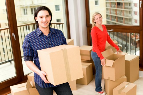 Local removal van service for central London residential relocations